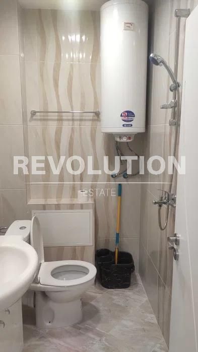 Дава се под наем Двустаен апартамент в Варна, Център - 50 кв.м за 375 € - Снимка #8