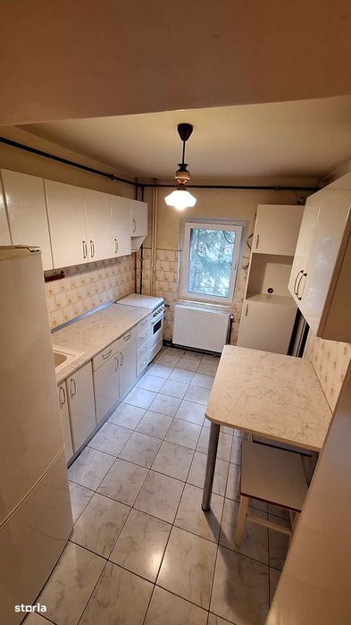 Apartament 3 camere Et 1 Zona Romanilor