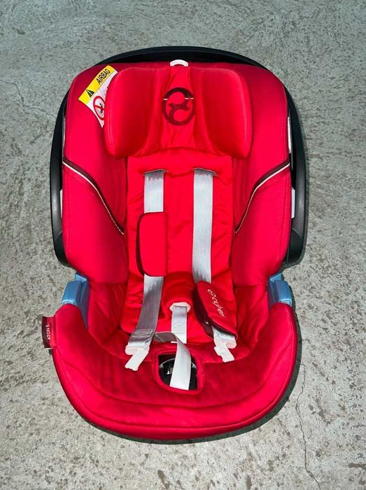 Стол за кола Cybex Aton 5. Група 0+ (0-13 кг.) + База за стол за кола