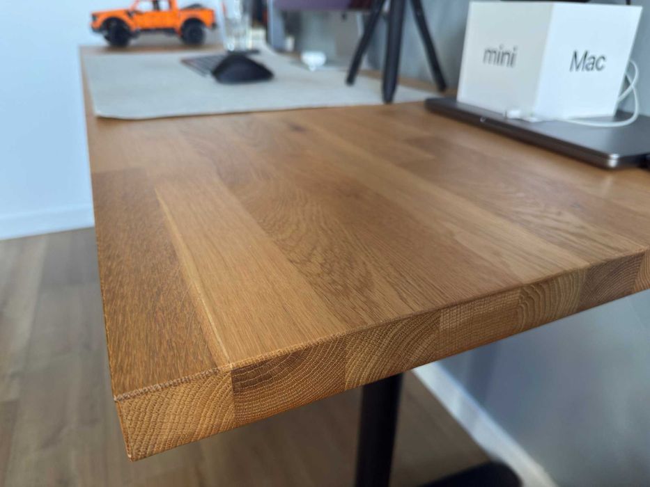 Офис Бюро от дървен фурнир и регулируема метална основа