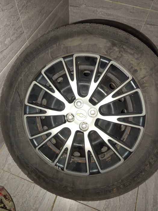 (Diska) baloni bilan R-13 .185:70
