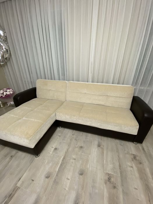 Продам диван+банкетку+кресло