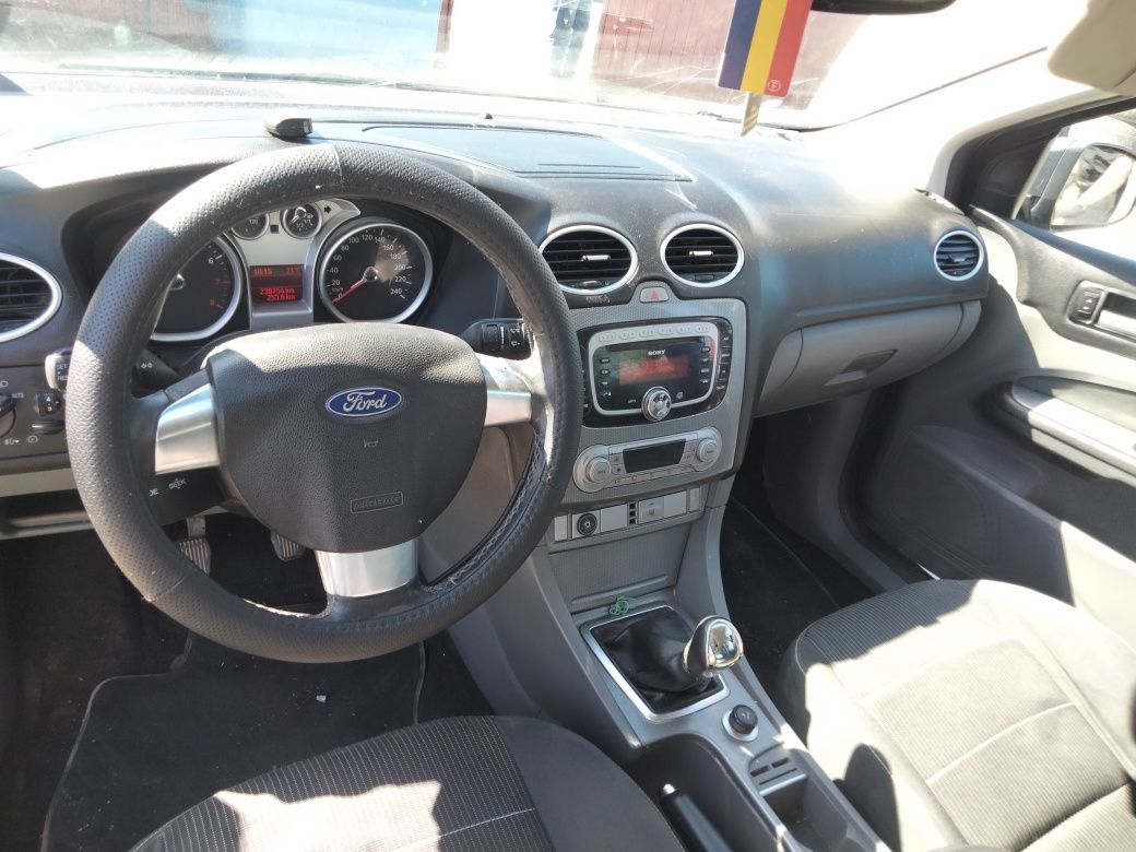 Dezmembrez Ford focus 2 facelift. 2.0 benzina