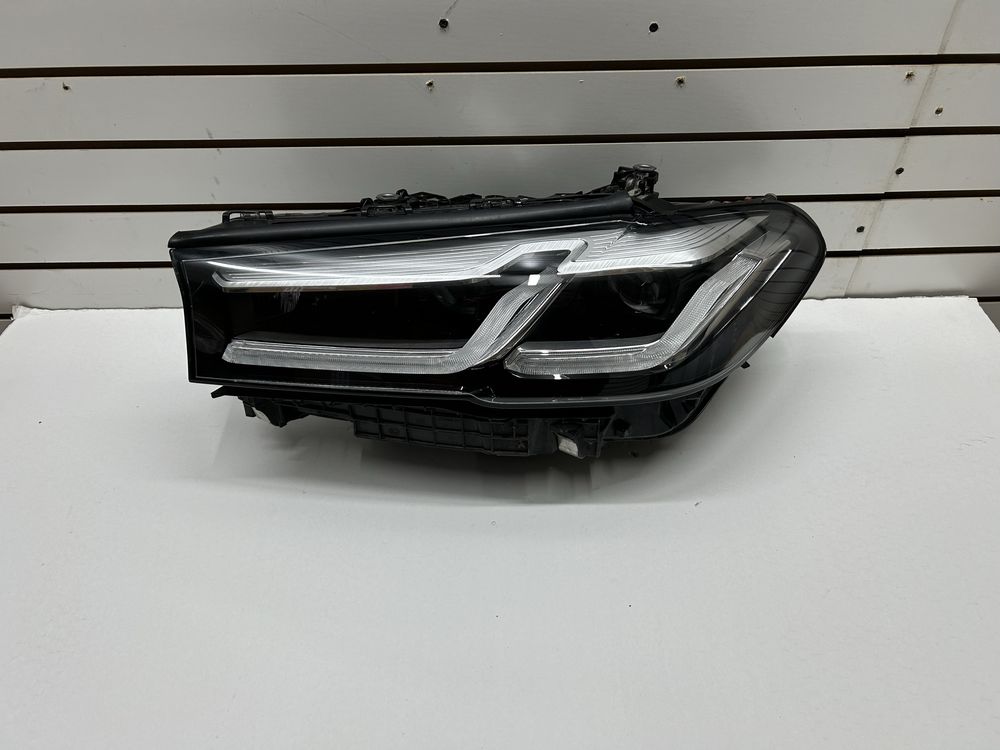 Bmw G30 G31 lci far led adaptiv seria 5 an 2021-2023