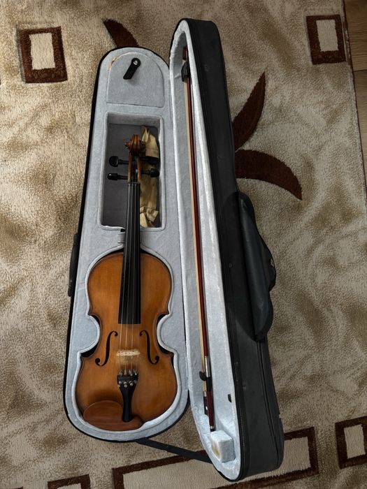 Vioara 4/4, clasica