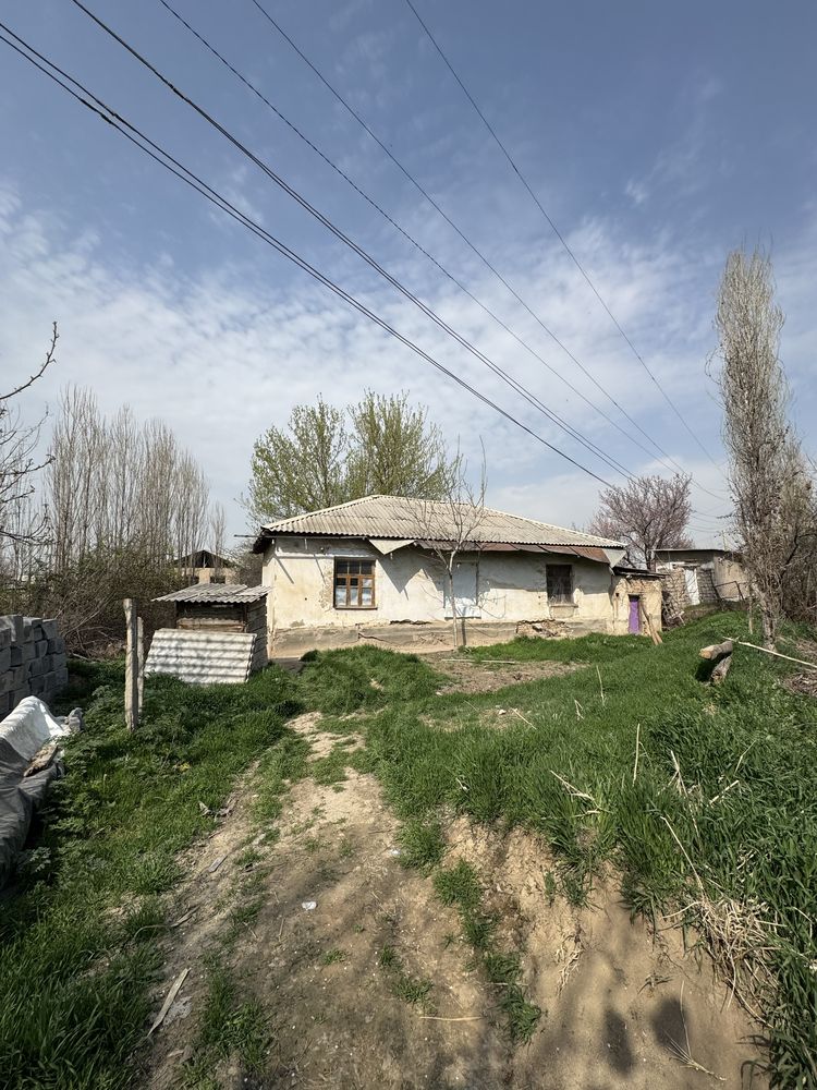 SROCHNA Sotiladi uy yer 6,60 sotix Nurafshon shaxar