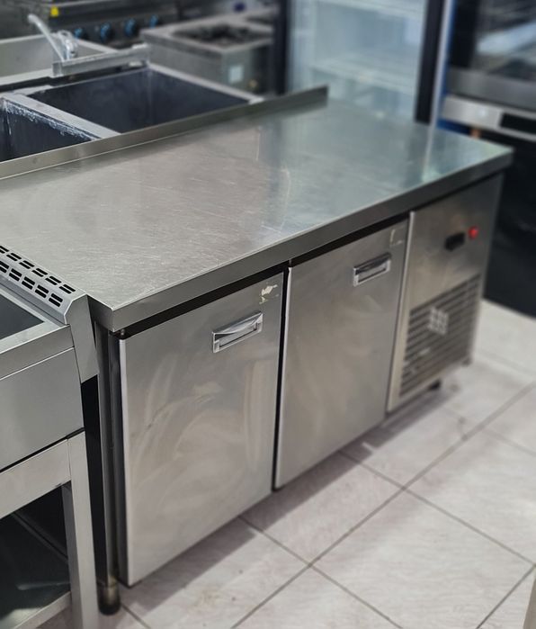 Холодильный стол Абат