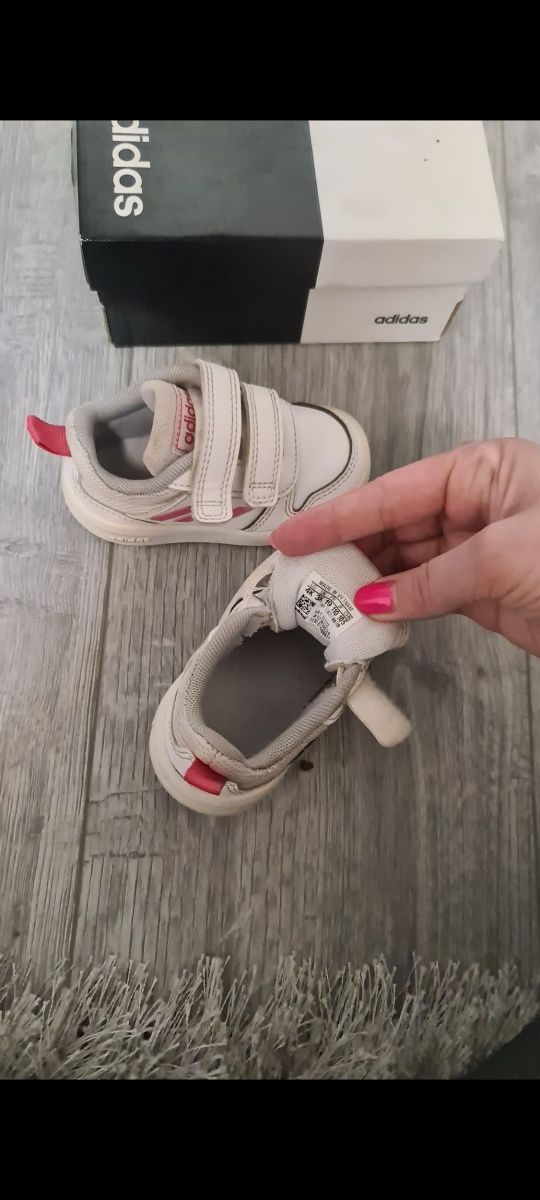 Adidasi copii / sneakers cu lumini