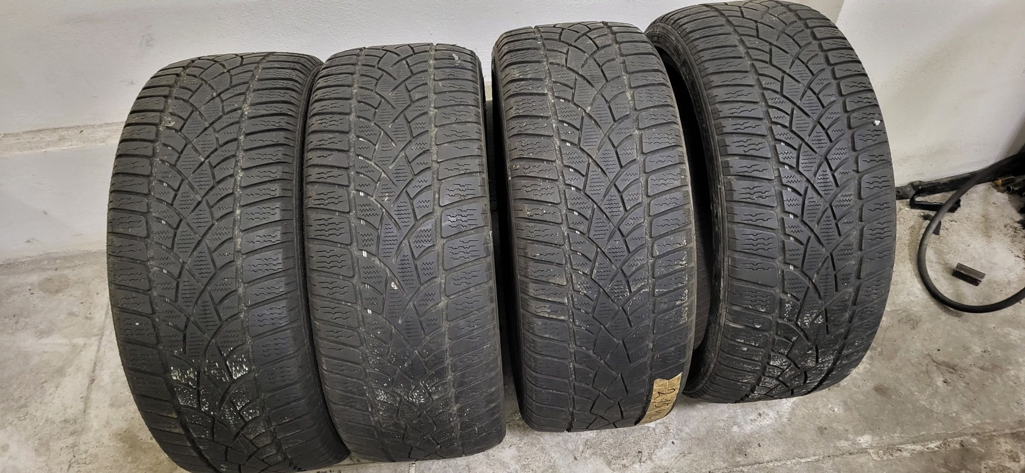 4 cauciucuri de iarnă Dunlop sp winter sport 215 40 r17