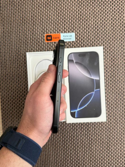 100% Бат. iPhone 16 Pro Лизинг от 66лв/м Black Titanium черен гаранция