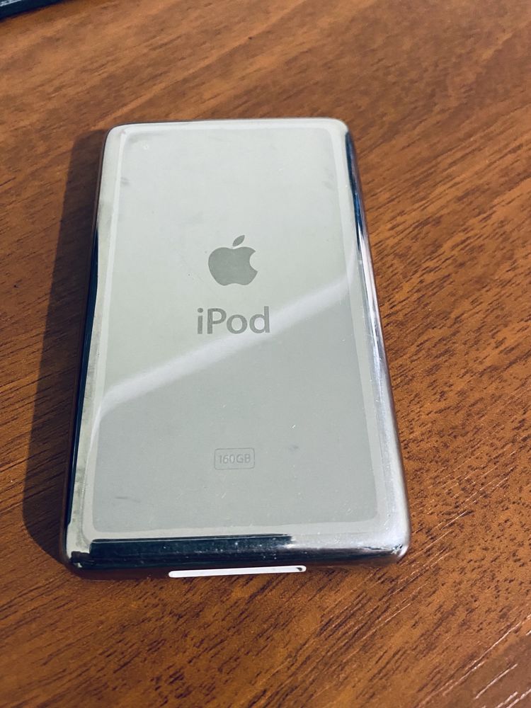 Продам Ipod Classic 6 поколение 160 GB