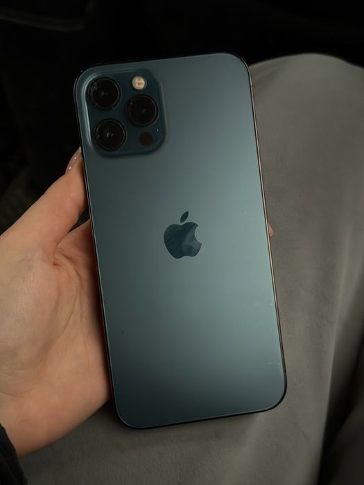 Продам iPhone 12 Pro Max