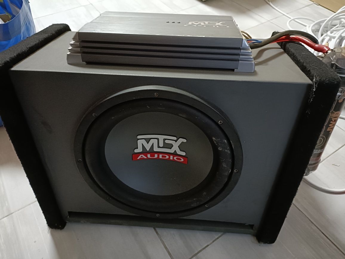 Vând subwofer mtx cu amplificator