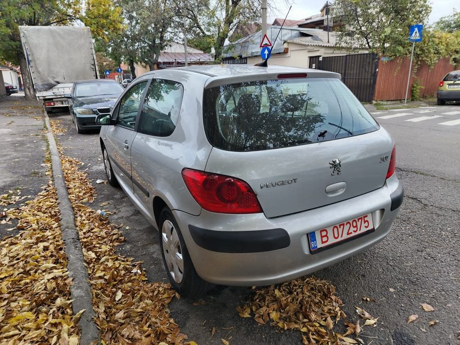 Vând Peugeot 307 1.4benzina