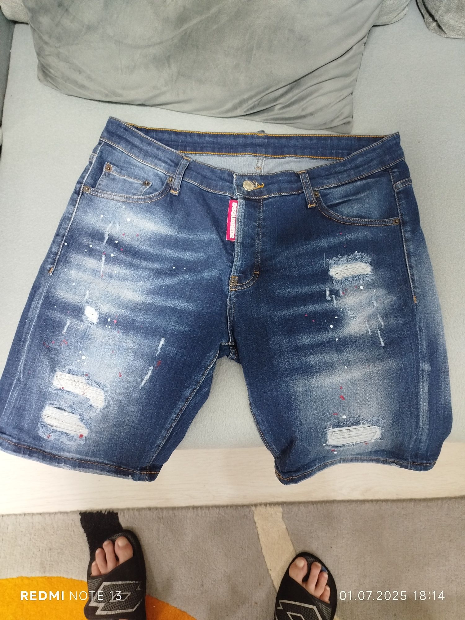 Blugi dsquared2 icon