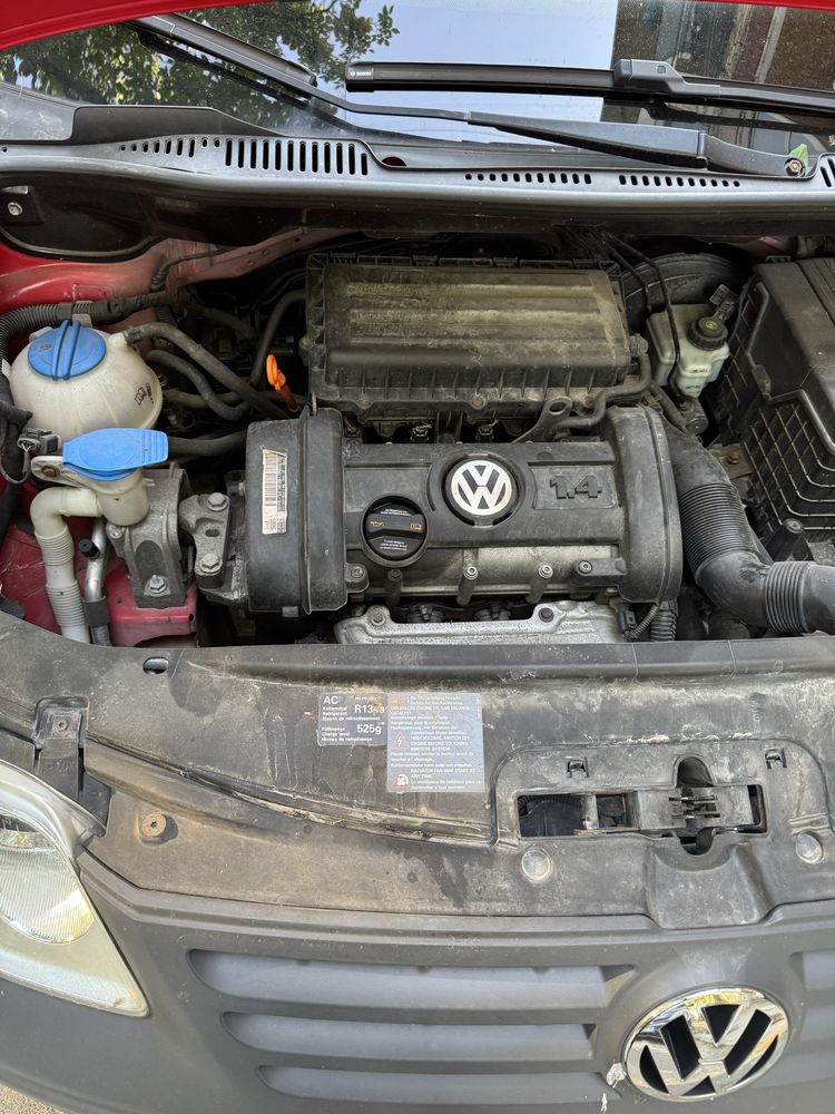 VW CADDY LIFE 1.4 Бензин