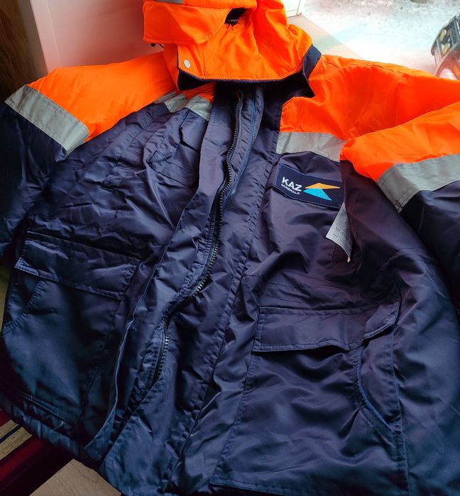 Продам куртку зимнюю