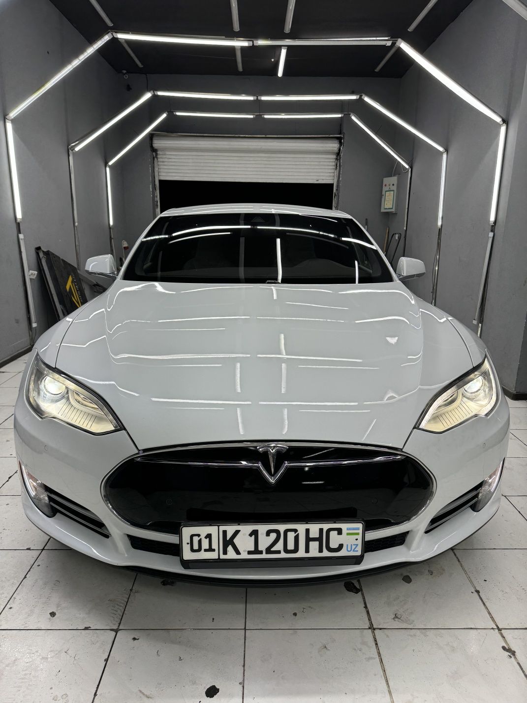 Tesla Model S D90 срочна