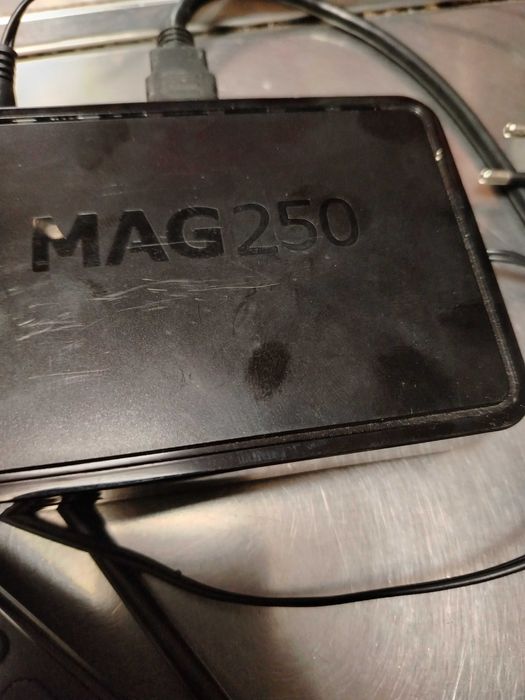 Tv box MAG 250, с дистанционно