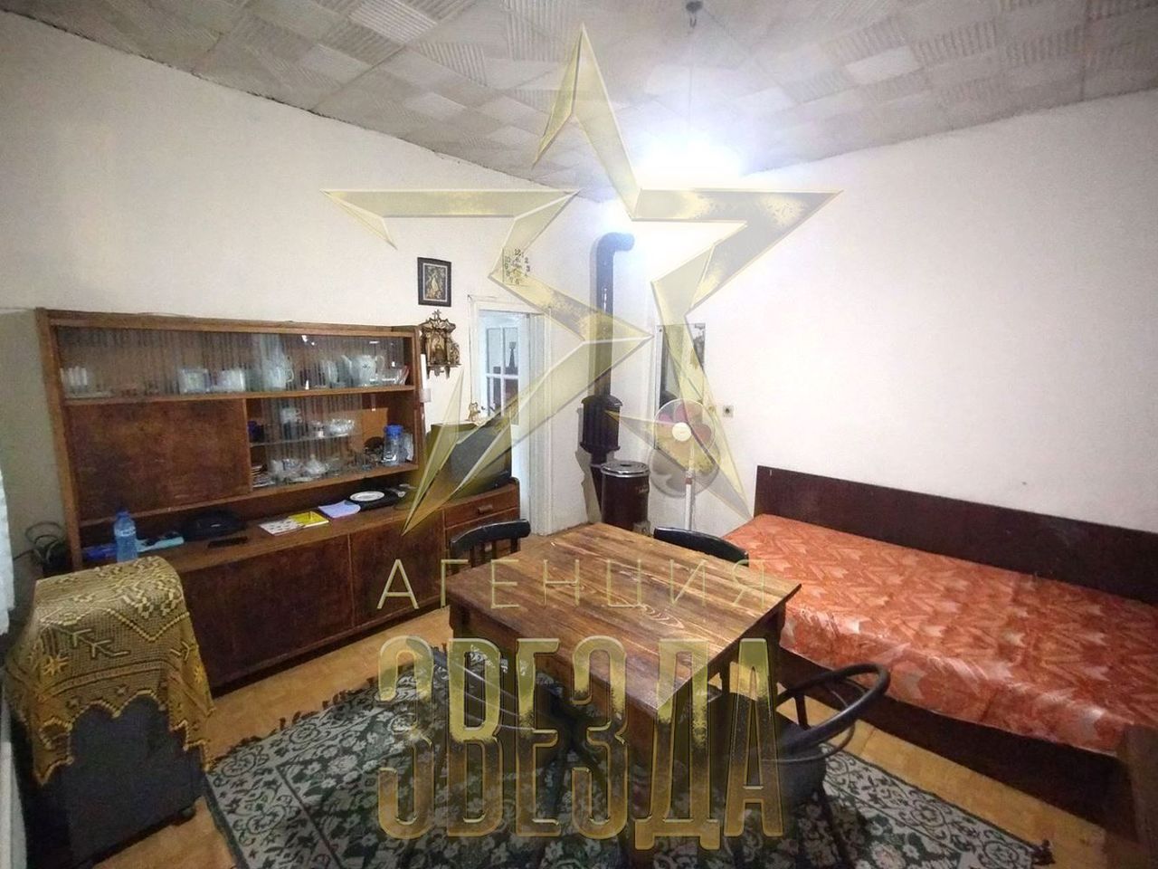 Продава се Къща в Пловдив, Център - 92 кв.м за 2120 €/кв.м - Снимка #2