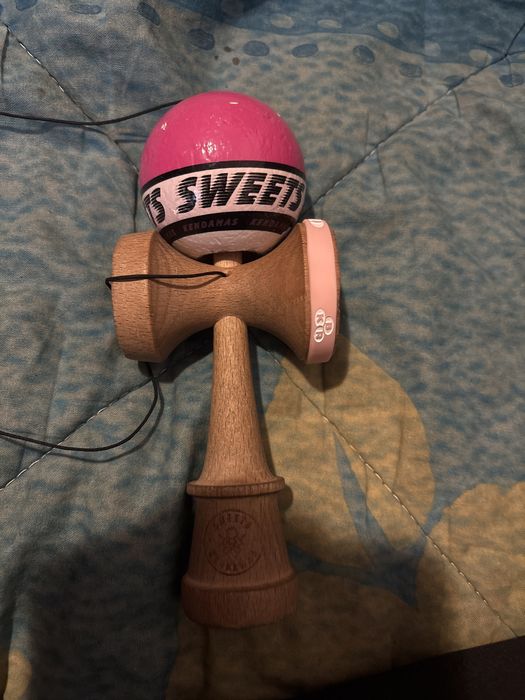 Kendama sweets starter semnata de XREMUS ( am dovada)