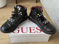 Високи сникърси Guess