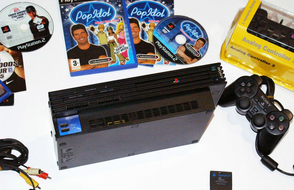 PS2 Fat PlayStation 2 + подарък 6 игри и два контролера