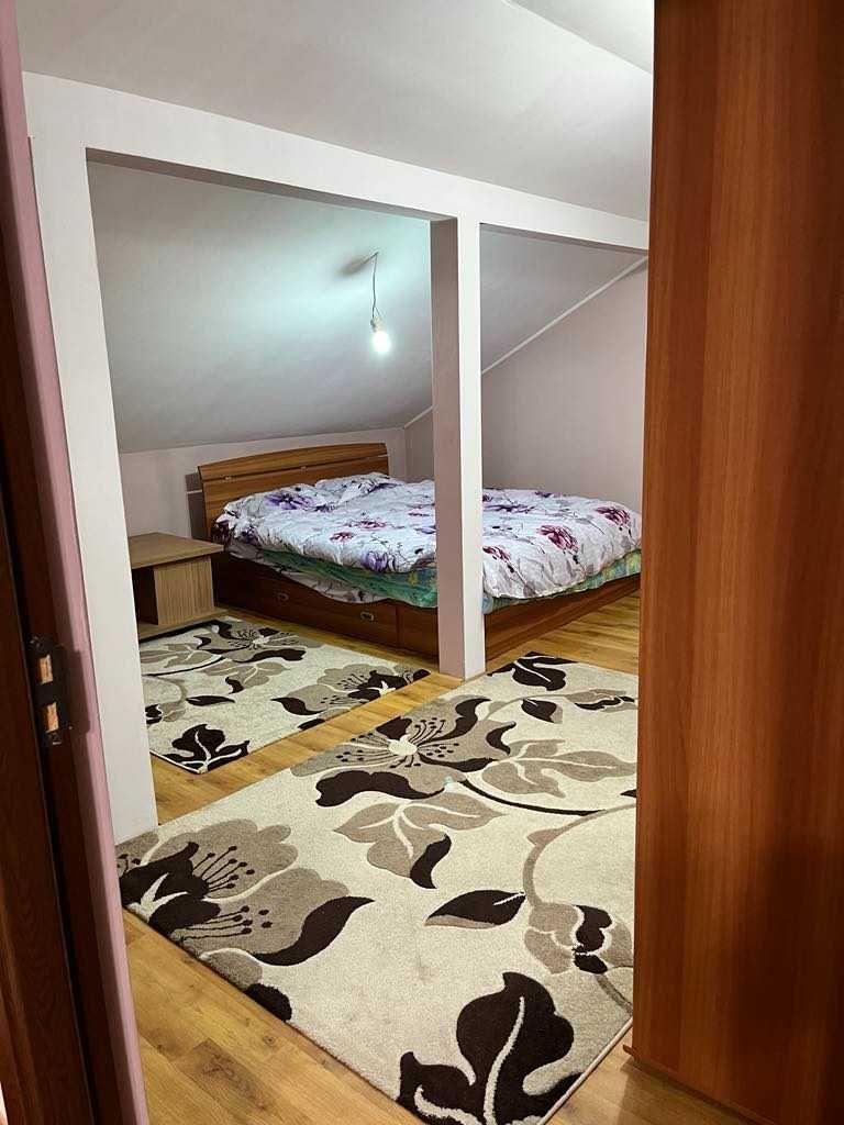 Casă de vânzare – 204 mp utili + anexe + 1550 mp teren – ARDUD