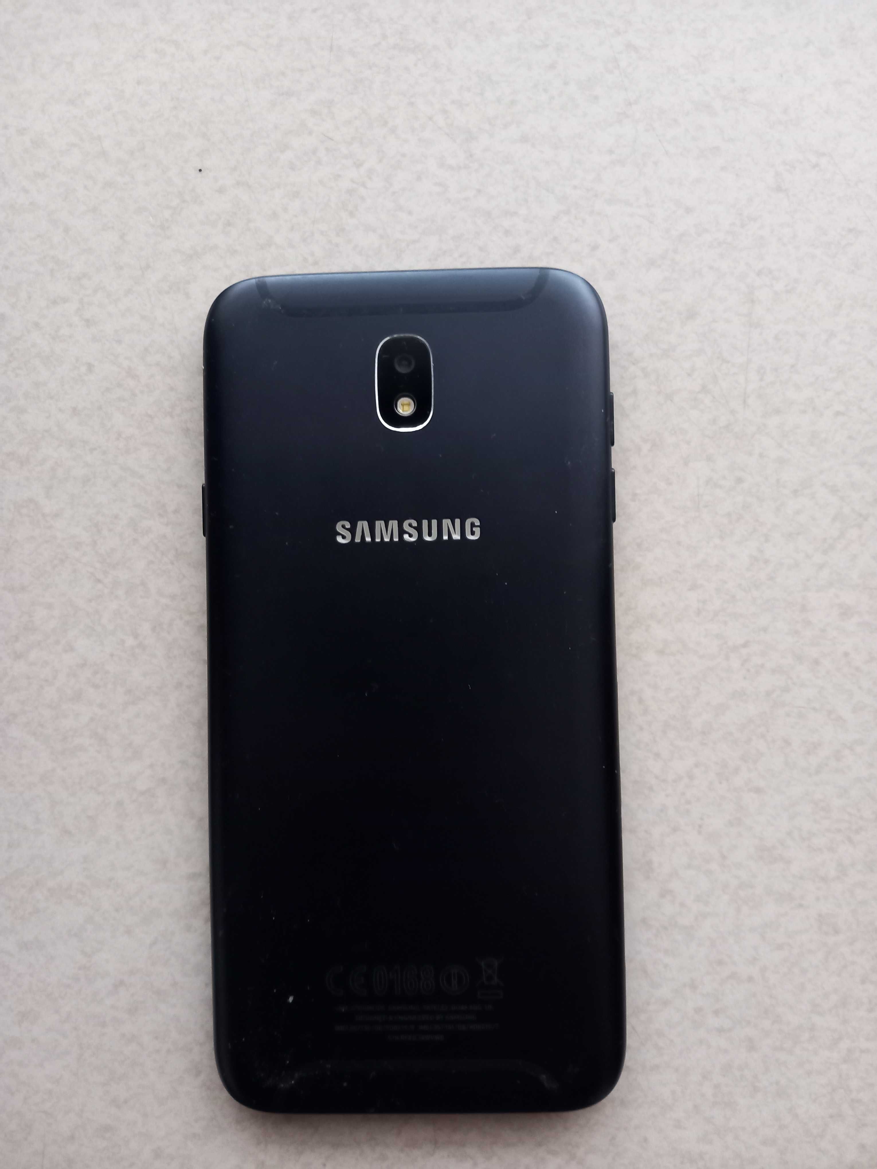 Samsung Galaxy J7 Pro, две сим карти