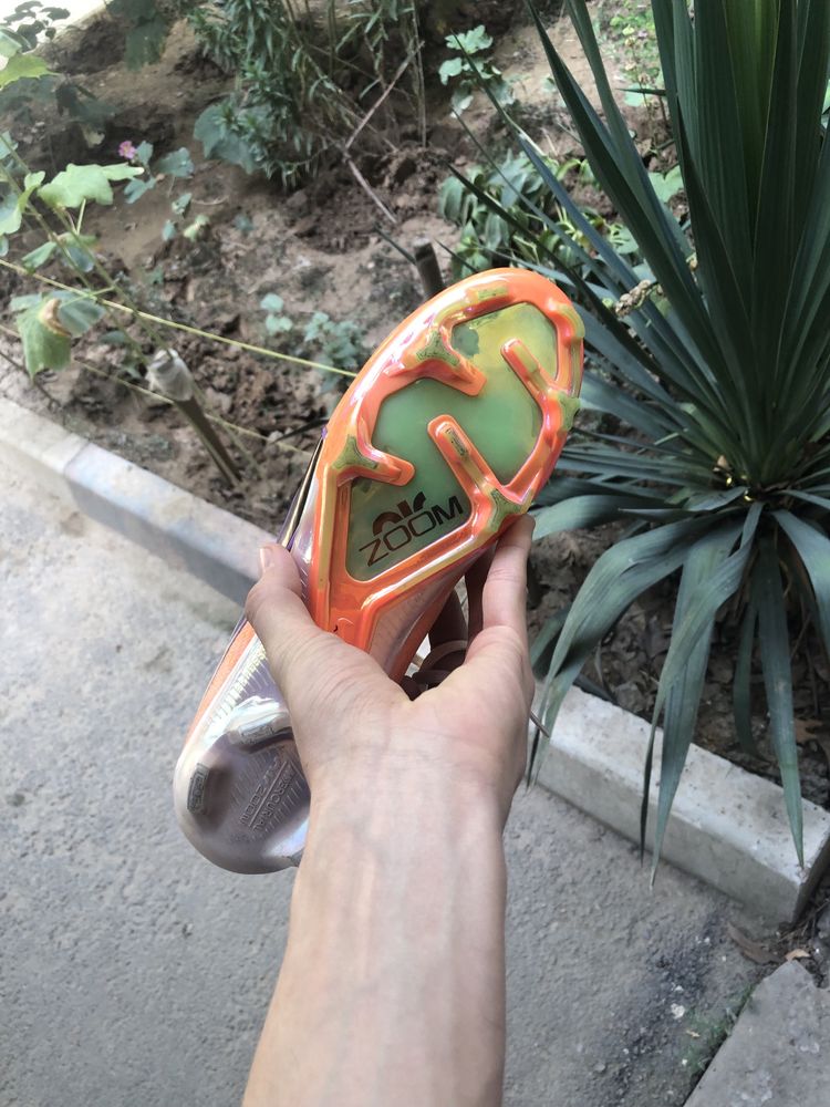 Nike Butsa sotiladi