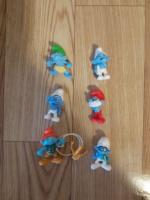 6 figurine Ștrumfi