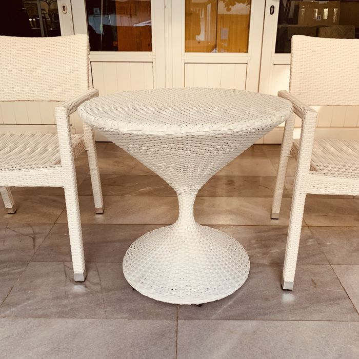 Градински комплект – 2 стола + масичка, синтетичен ратан, бял цвят
