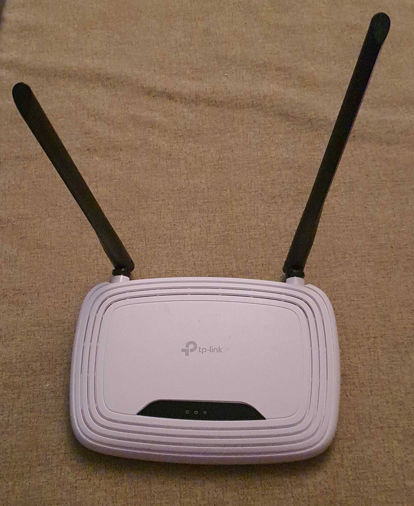 2 Router wireless TP-LINK TL-WR841N 2 antene