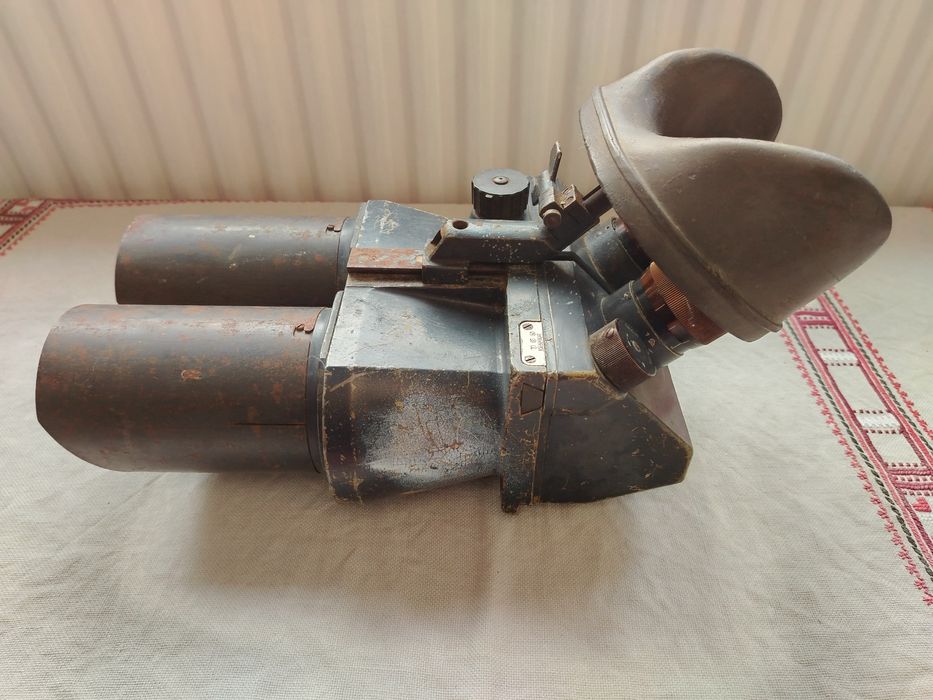 Стар голям немски военен бинокъл D.F.10x80 d.k.L. WWII