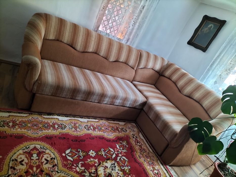 Coltar textil extensibil, in stare buna 2,50 x 1,60 m