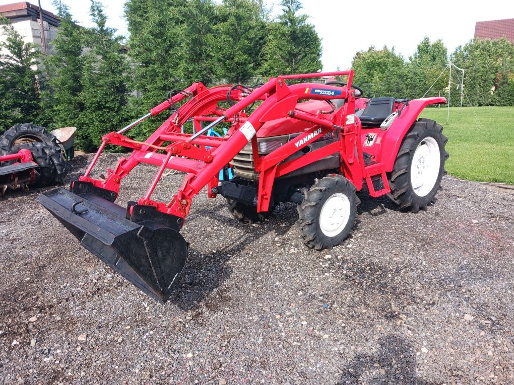 Tractor japonez kubota yanmar 24cp