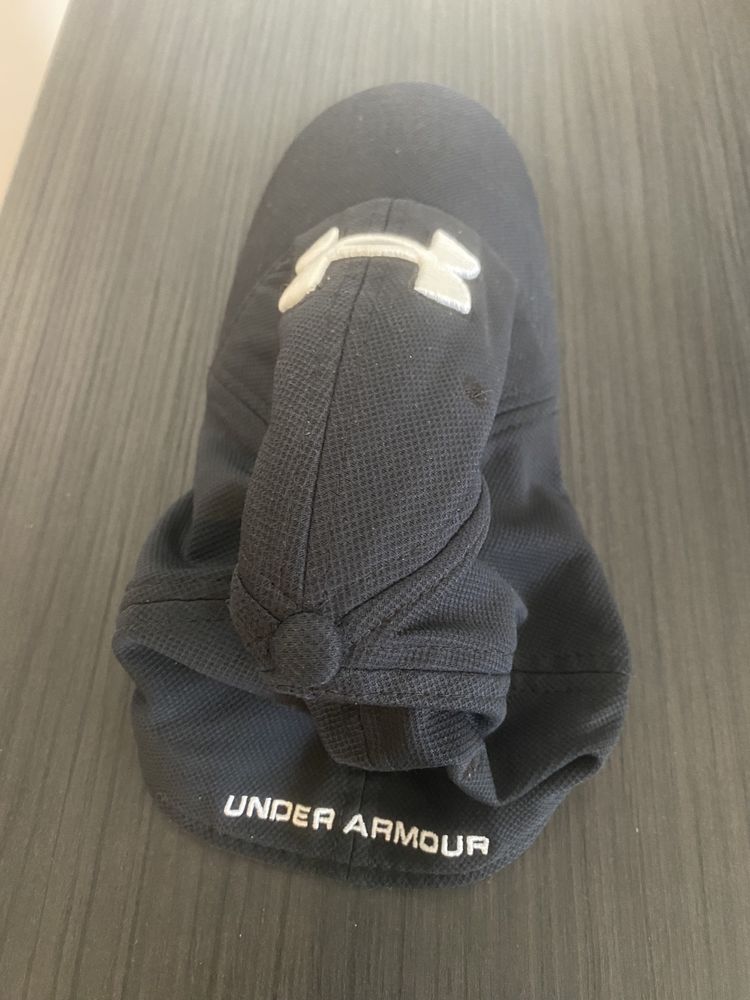 Șapcă Under Armour, neagră, mărimeă M/L