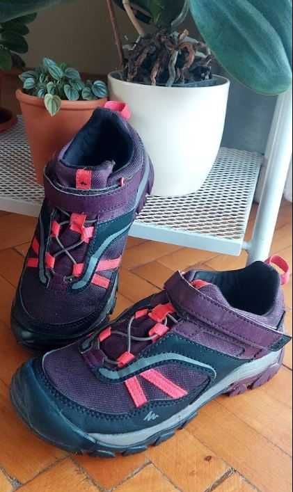 Pantofi drumeție impermeabili cu scai pentru  fete