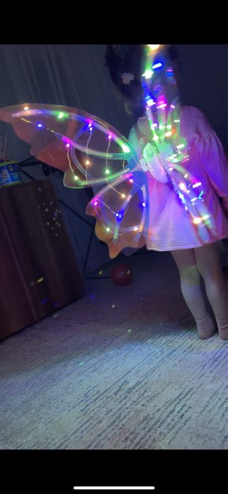 Продам детскую бабочку крылья