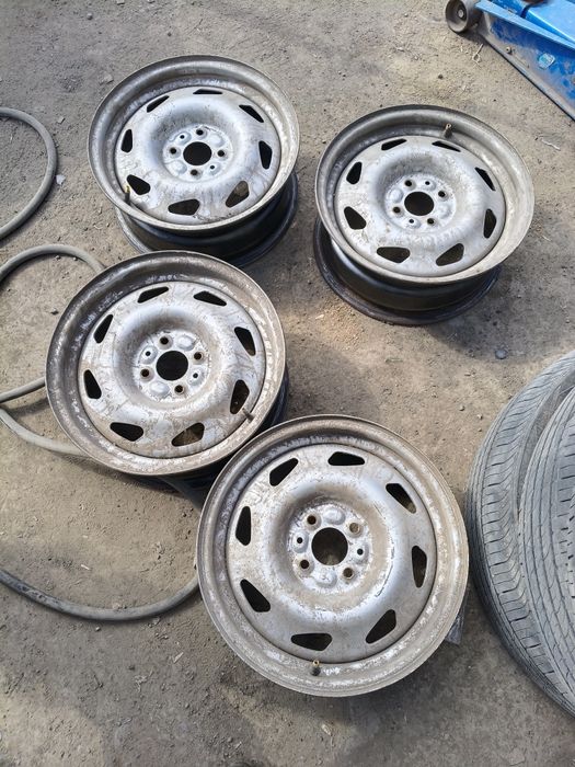 Продам ниски стояли на нексия  R3