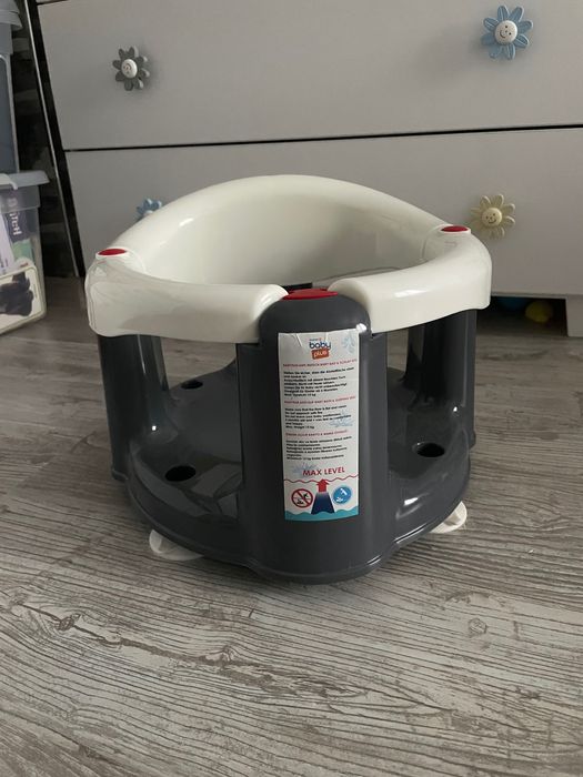 столче за баня за бебета