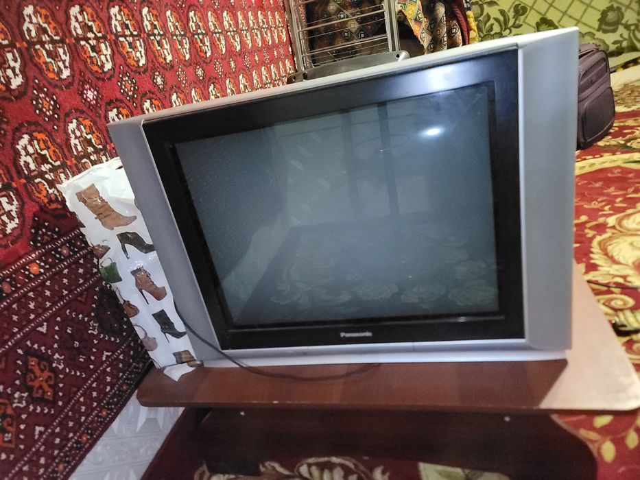 Eski panasonic televizori