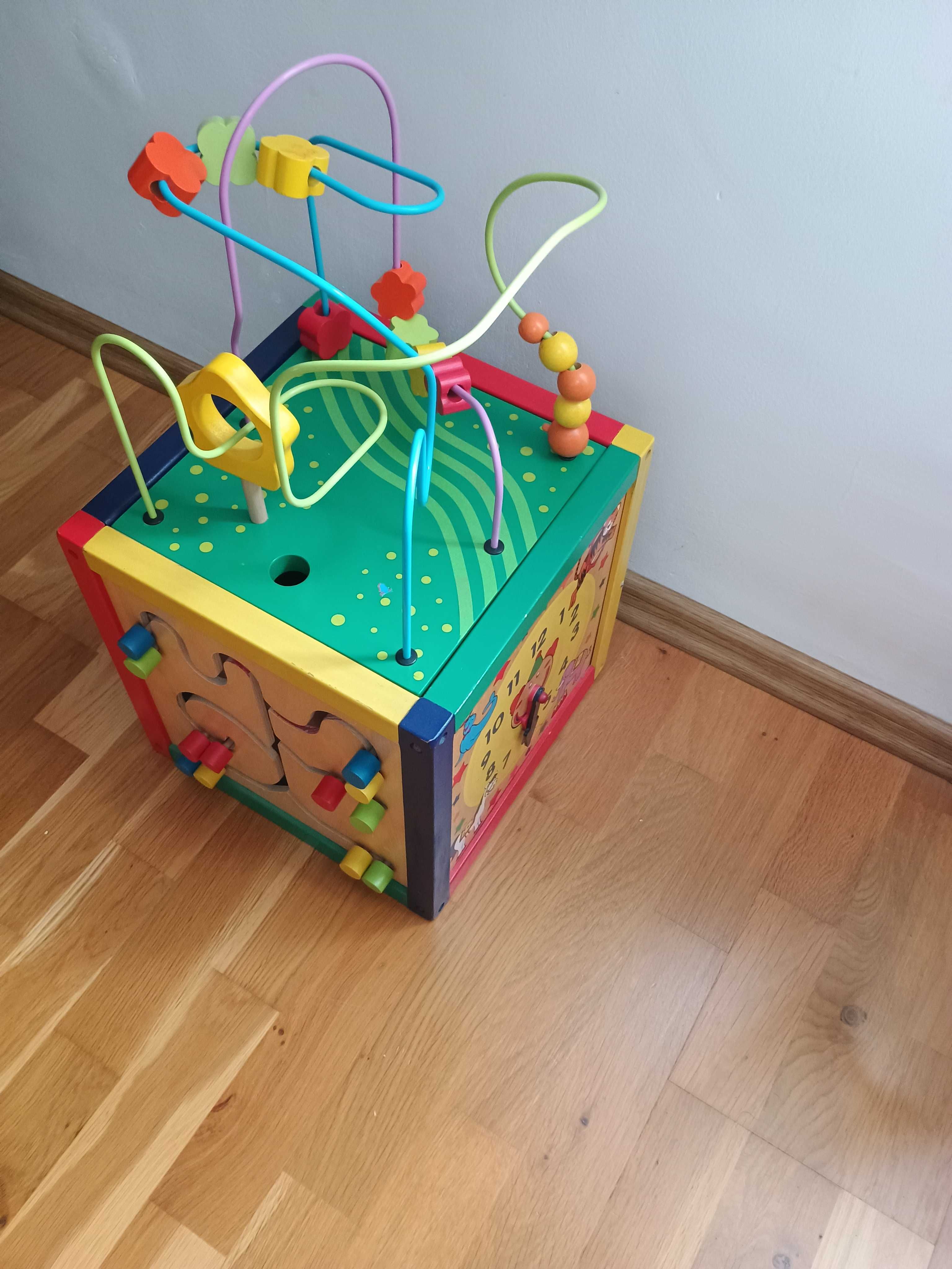 Jucarie interactiva