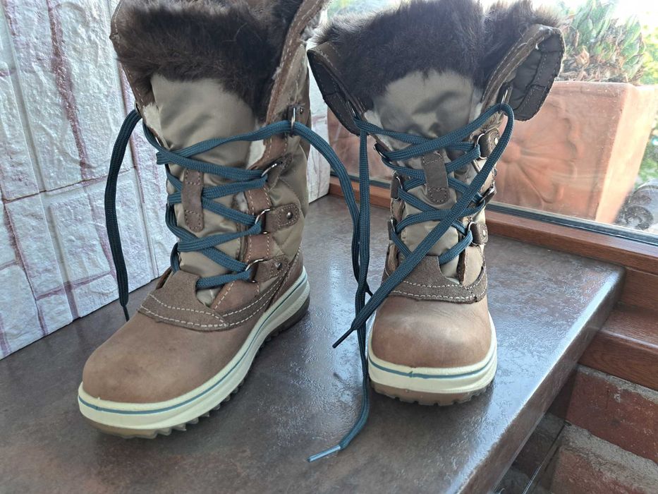 детски ботуши,зимни обувки,боти,апрески,номер28 за момиче