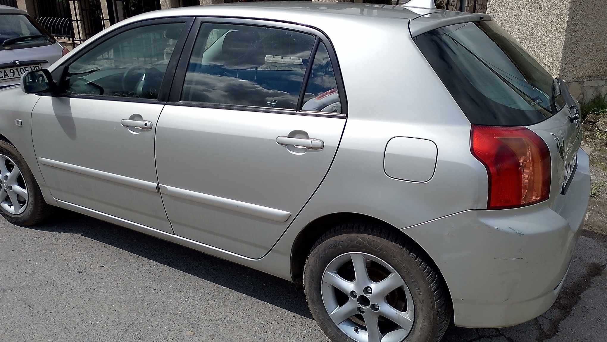 Продава се Toyota Corolla 2. 0 D4-D 116 2005г.