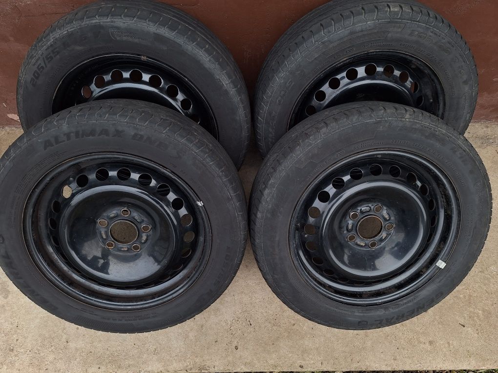 Vand/Schimb Set 4 jante și anvelope Ford 5x108