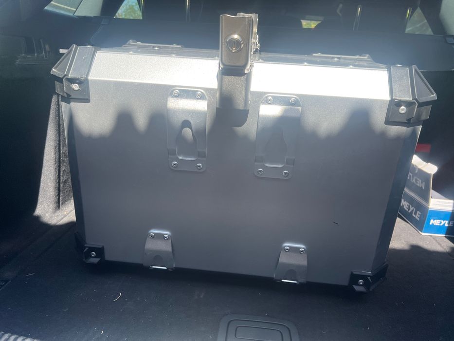 Top case, cutie bagaje motocicleta