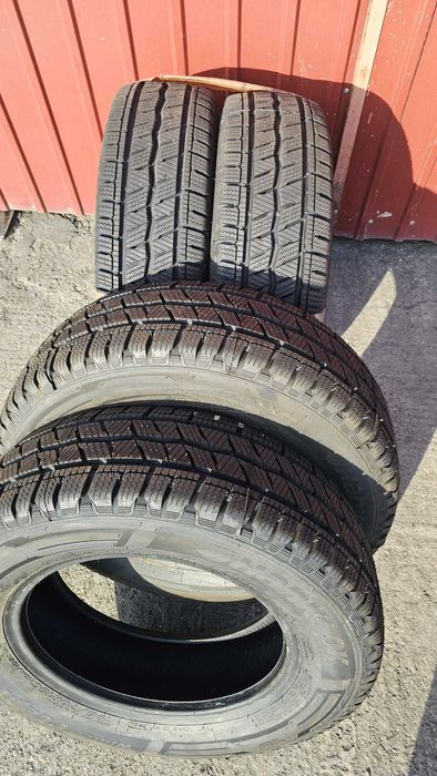 Set de 4 Cauciucuri Hankook de iarna NOI . 195/70R15C