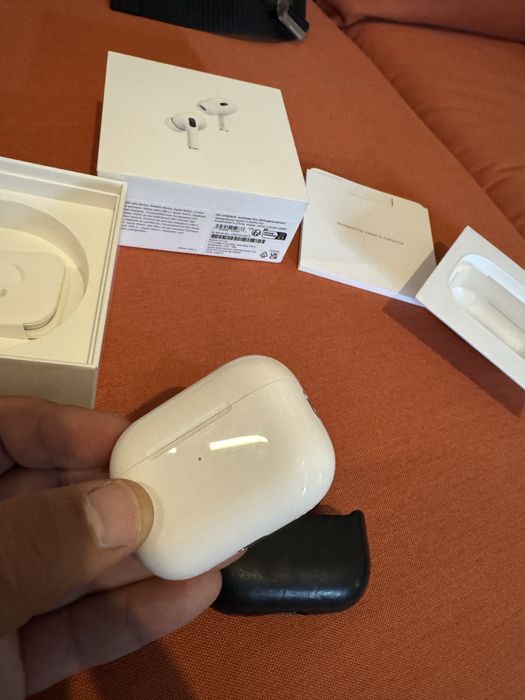 Airpods pro 2 (USB-C) Case + Nomad Protection Case