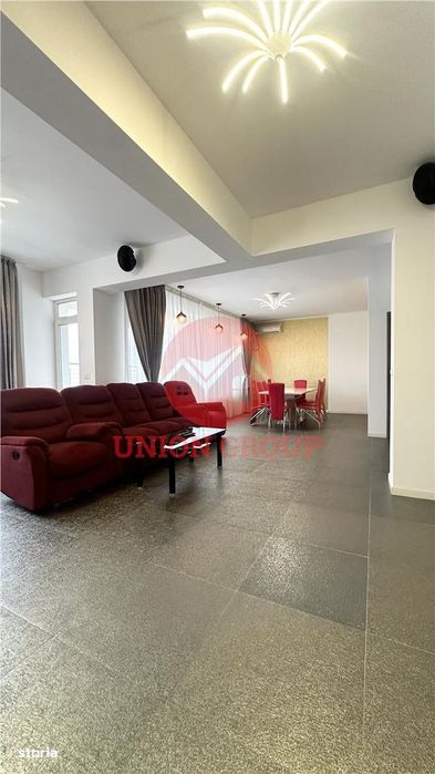 Apartament 4 Camere 135 MP,  cu Vedere Superba la Mare si la Lac, Zona